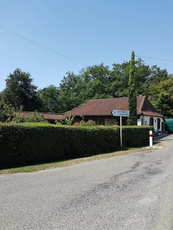 Bed and Breakfast Cudoille Armous-et-Cau 0*,  Франция